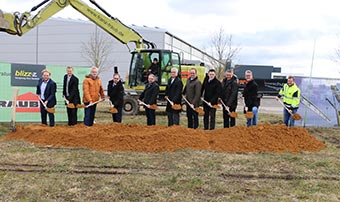 Spatenstich neue Lagerhalle